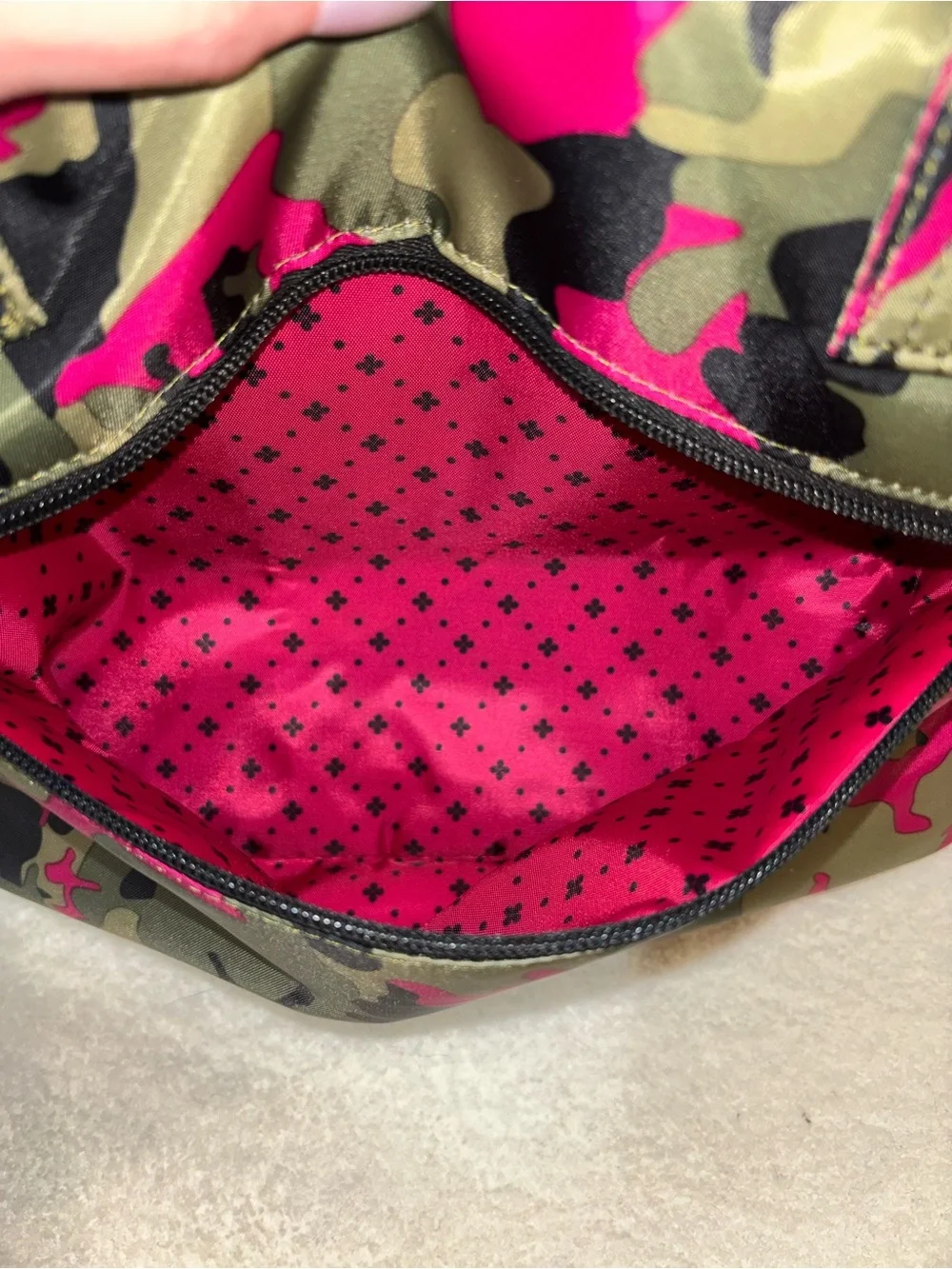 NWT Lug jumper carry all tote crossbody shoulder bag camo orchid puddle jumper